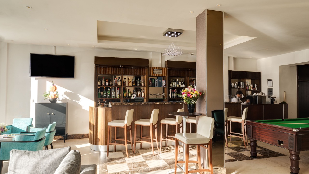 Photo of Others in Heston