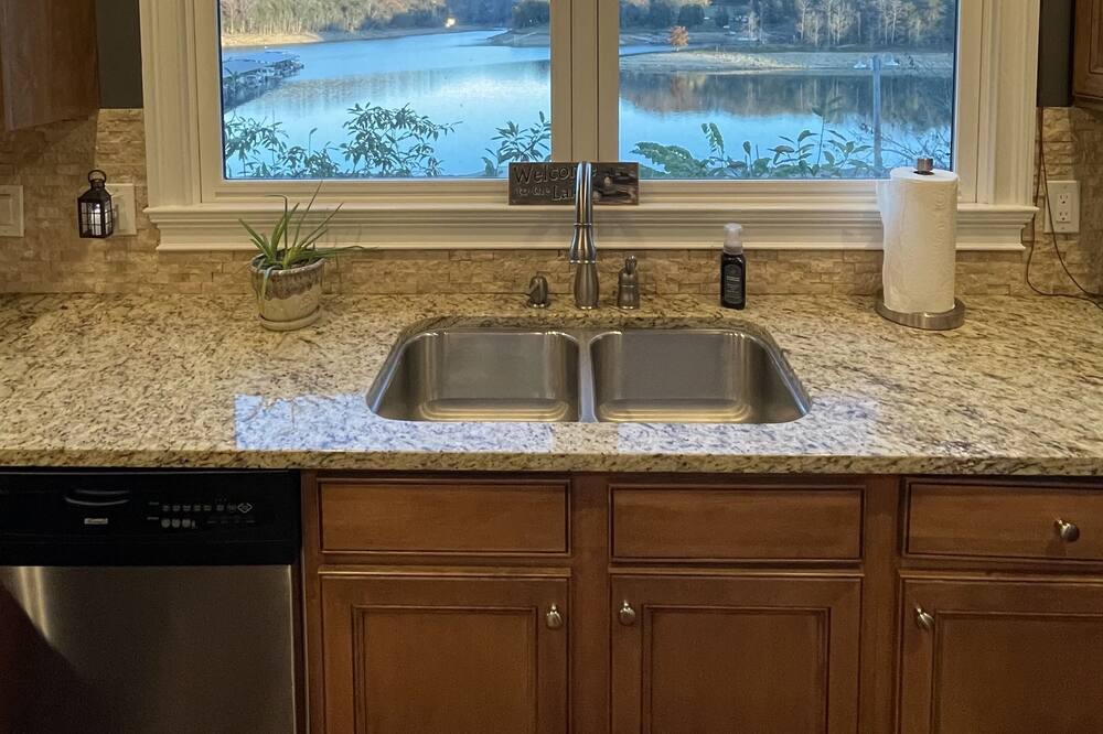 Photo of Kitchen in Andersonville
