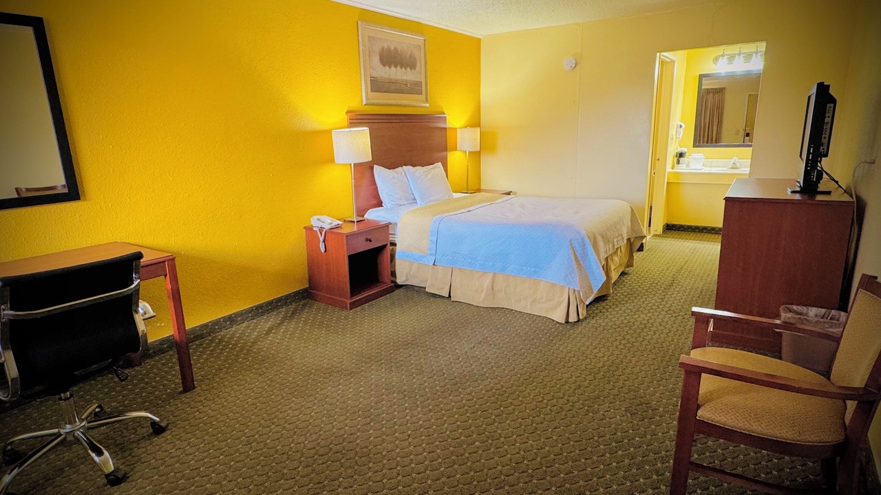 Photo of Bedroom in Buffalo