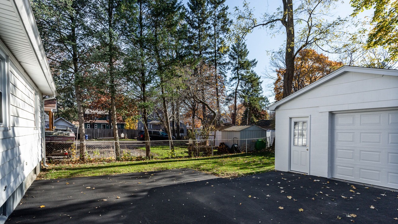 Photo of Outdoor in Penfield