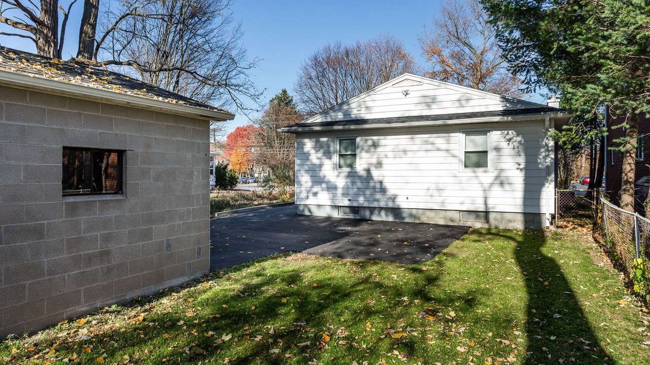 Photo of Outdoor in Penfield