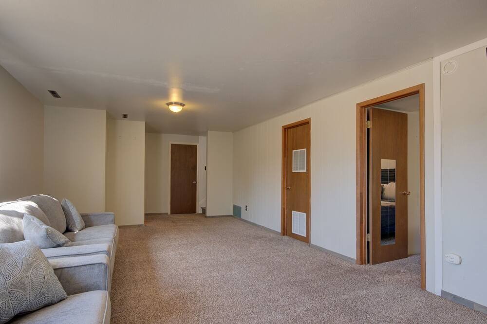 Photo of Livingroom in Rustic Hills