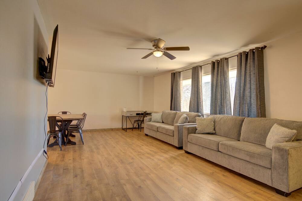 Photo of Livingroom in Rustic Hills