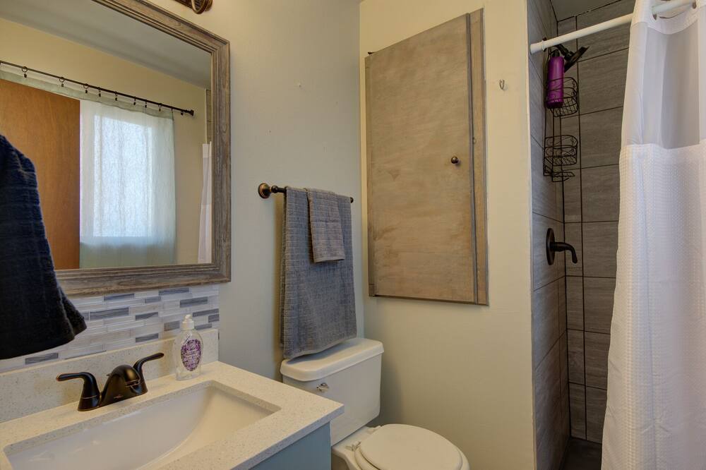 Photo of Bathroom in Rustic Hills
