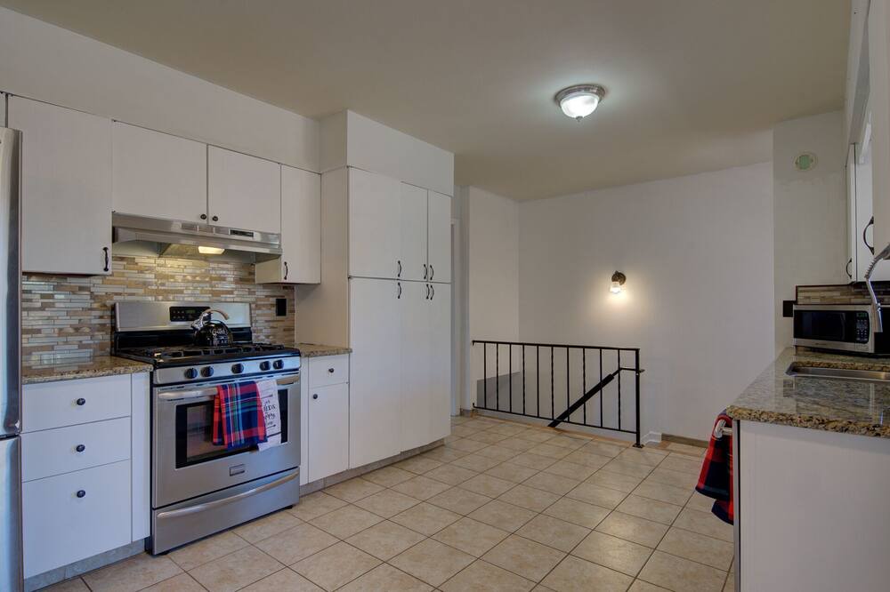 Photo of Kitchen in Rustic Hills