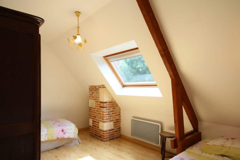 Photo of Bedroom in La Cerlangue