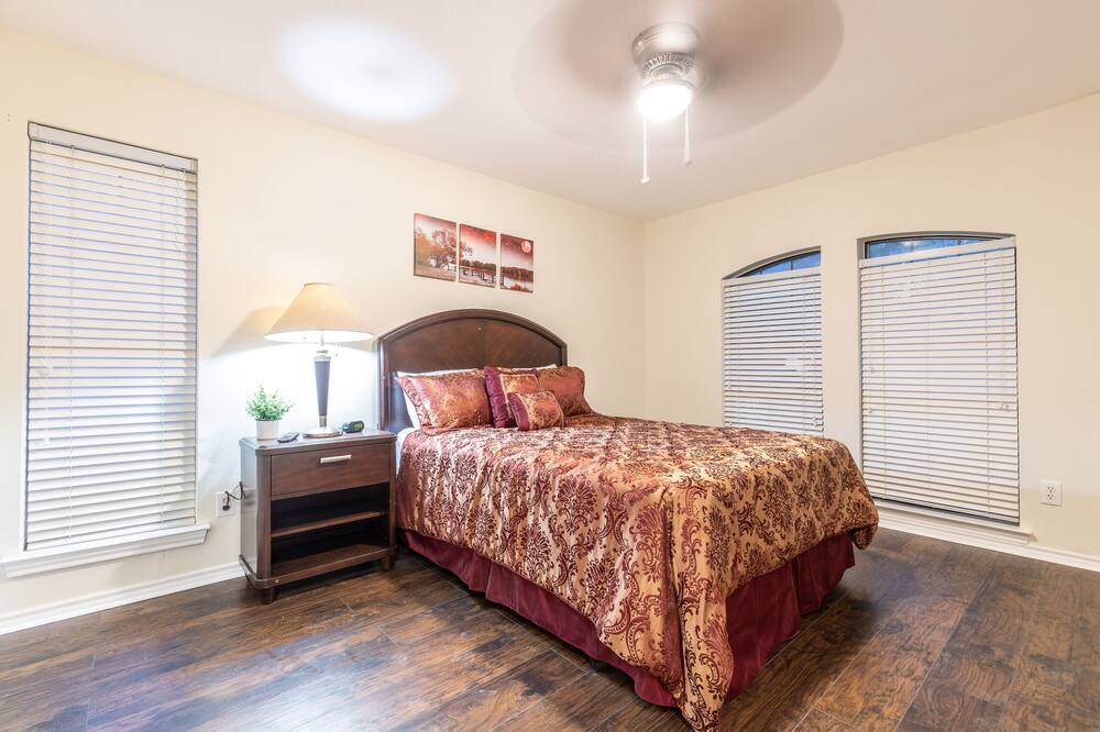 Photo of Bedroom in Plano