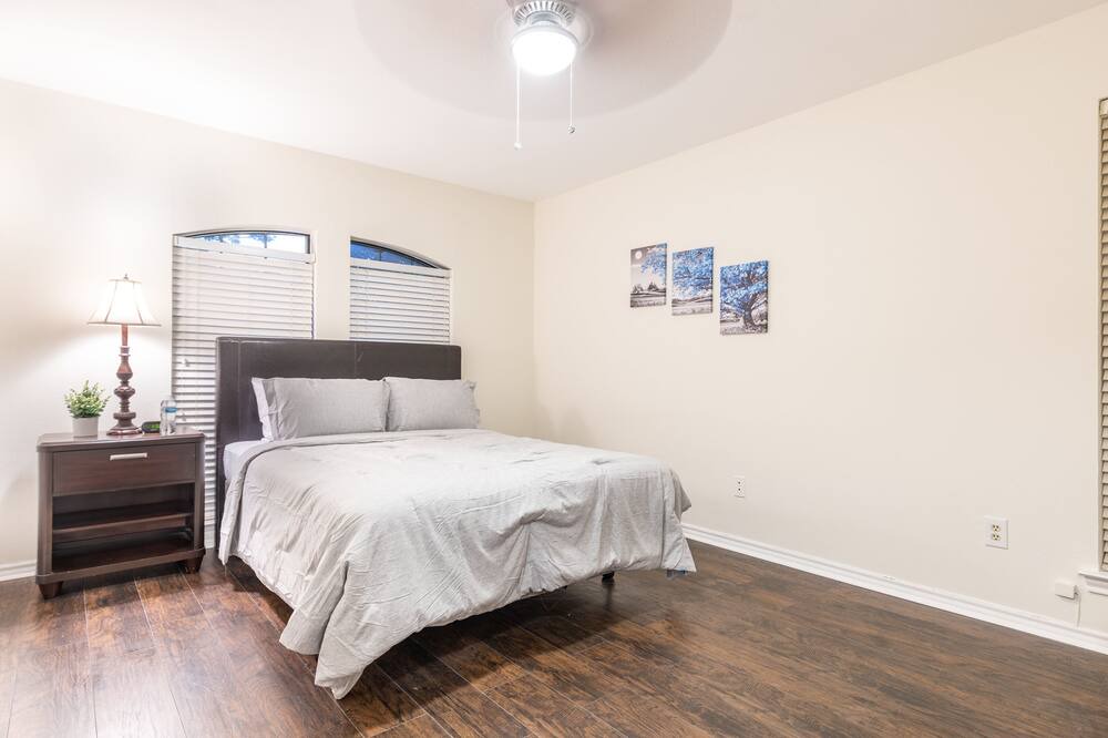 Photo of Bedroom in Plano