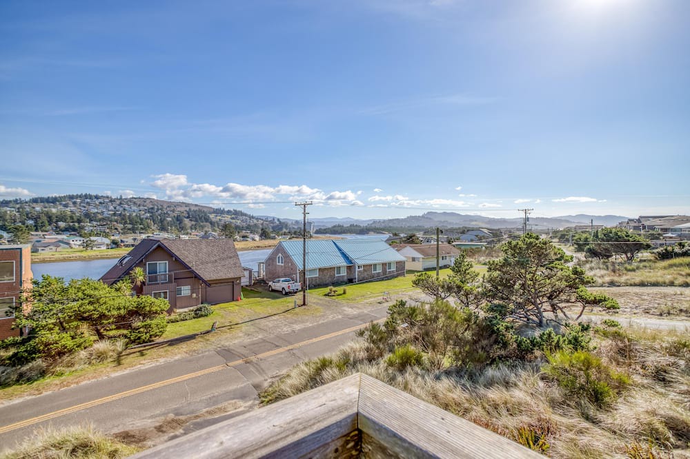 Photo of Patio Balcony in Pacific City