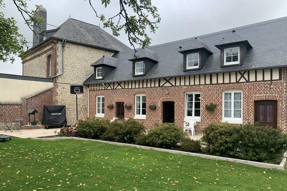 Photo of Outdoor in Ecrainville