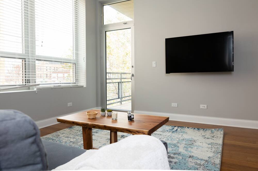 Photo of Livingroom in River West