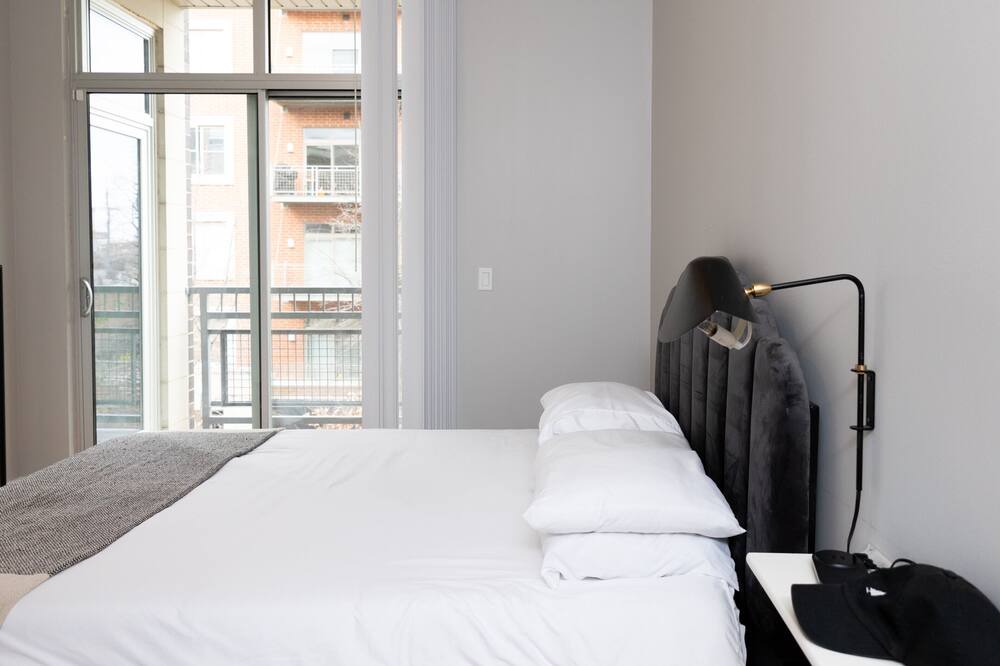 Photo of Bedroom in River West
