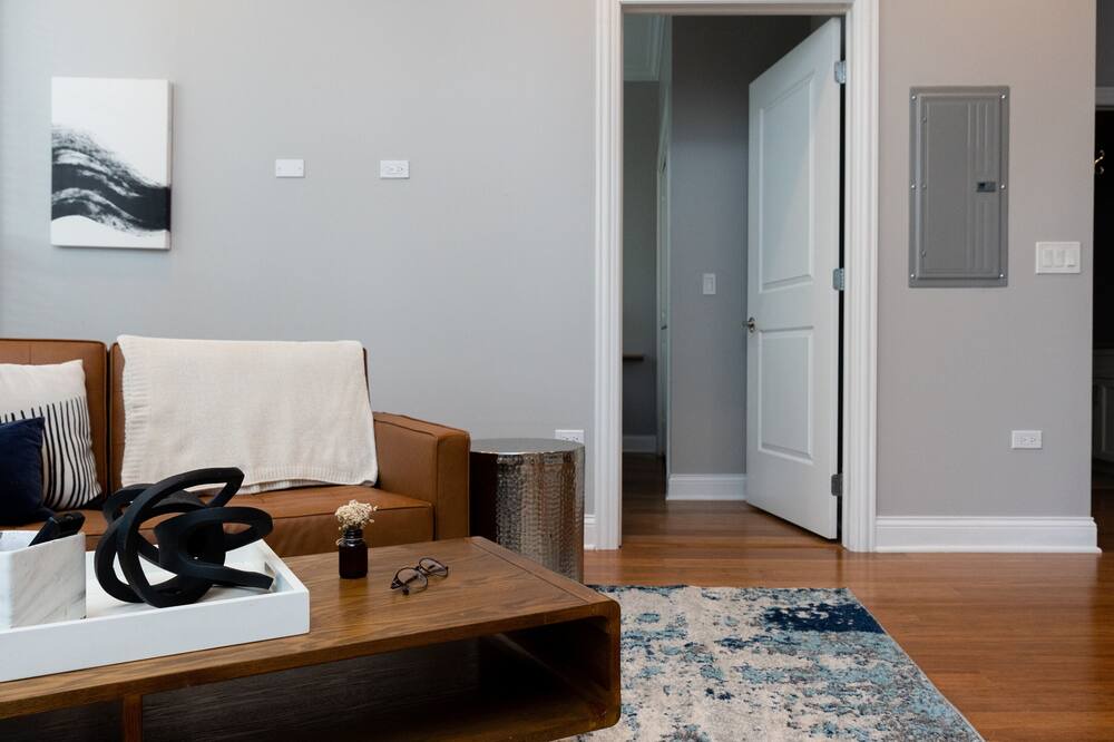 Photo of Livingroom in River West