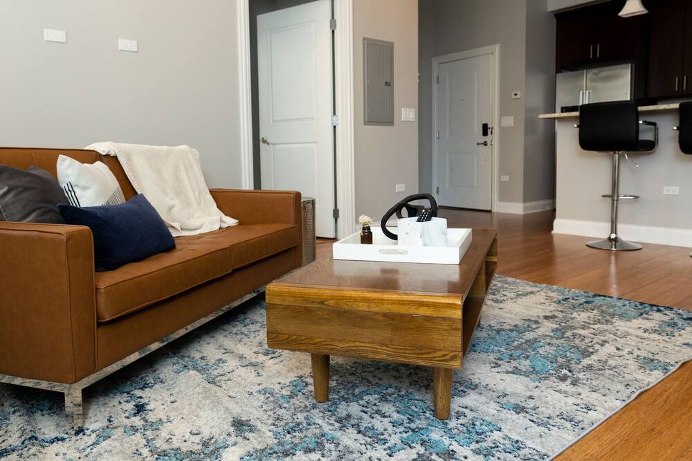 Photo of Livingroom in River West