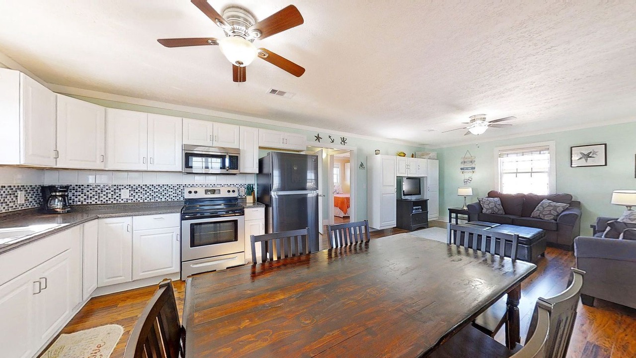 Photo of Kitchen in Cedar Lane