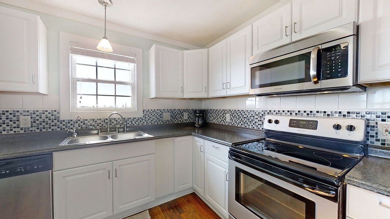 Photo of Kitchen in Cedar Lane