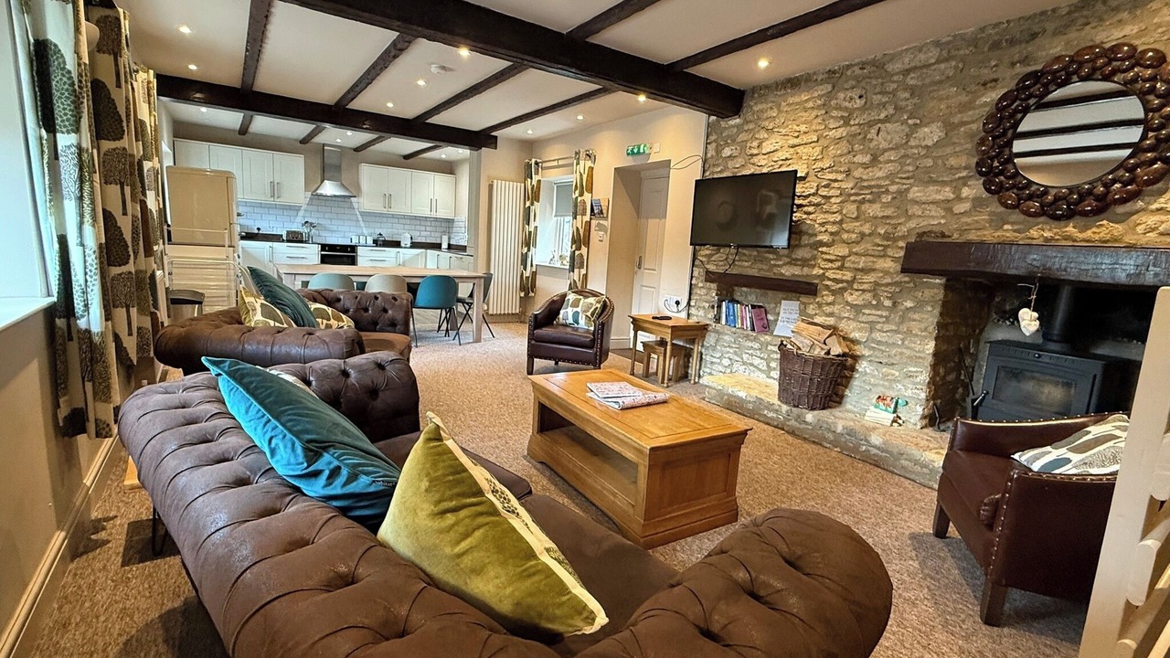 Photo of Livingroom in Shoscombe