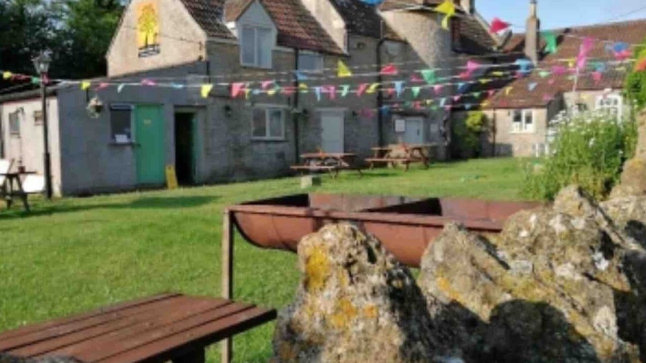 Photo of Others in Shoscombe