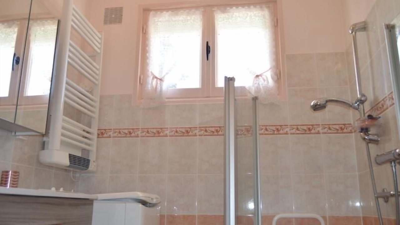 Photo of Bathroom in Valencay