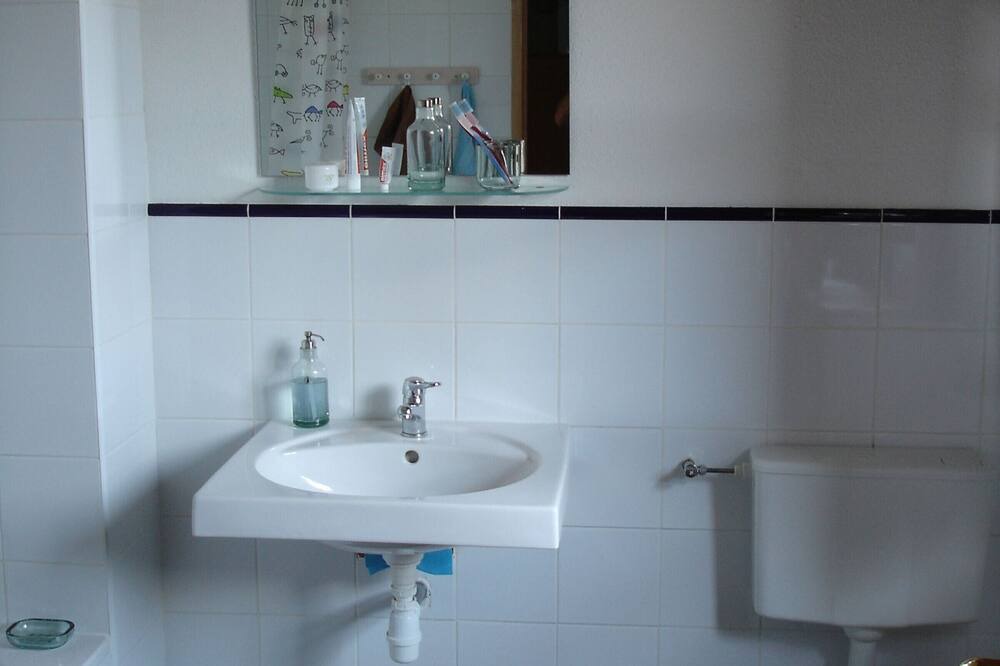 Photo of Bathroom in Lurais