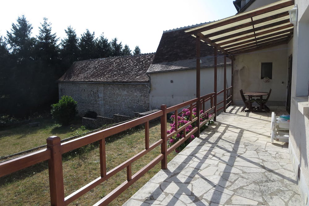 Photo of Patio Balcony in Lurais