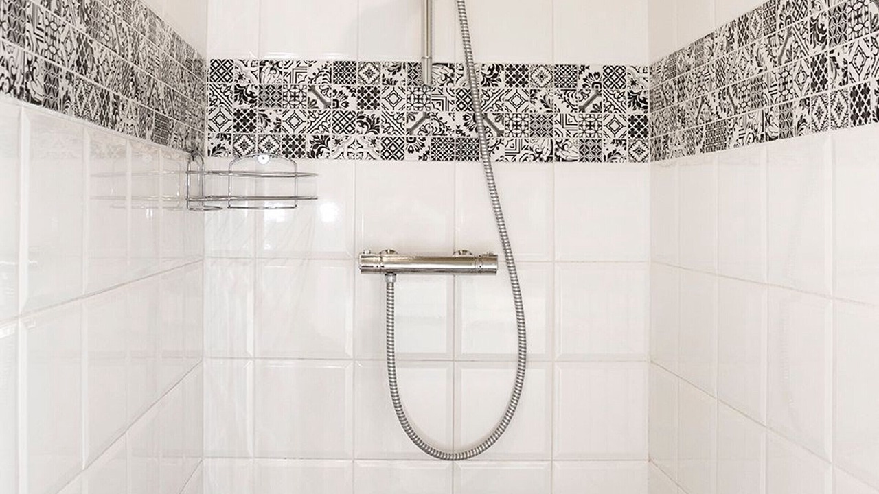Photo of Bathroom in Deols