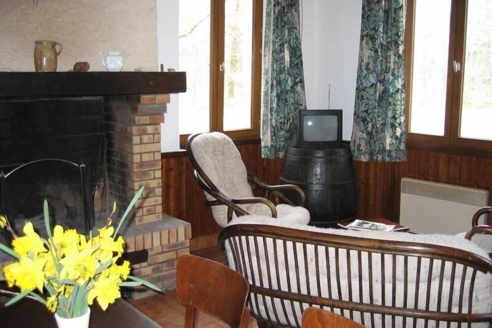 Photo of Livingroom in Douadic