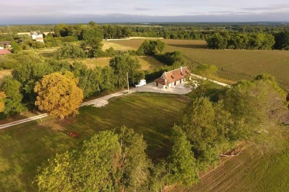 Photo of Outdoor in Saulnay