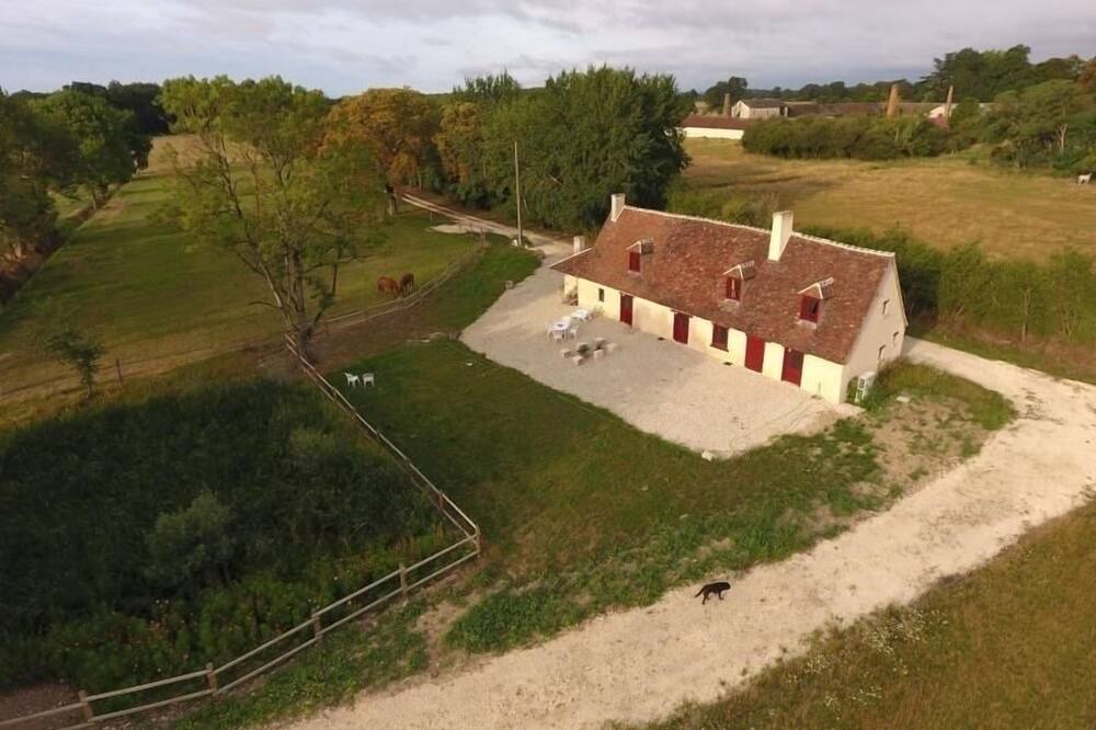 Photo of Outdoor in Saulnay