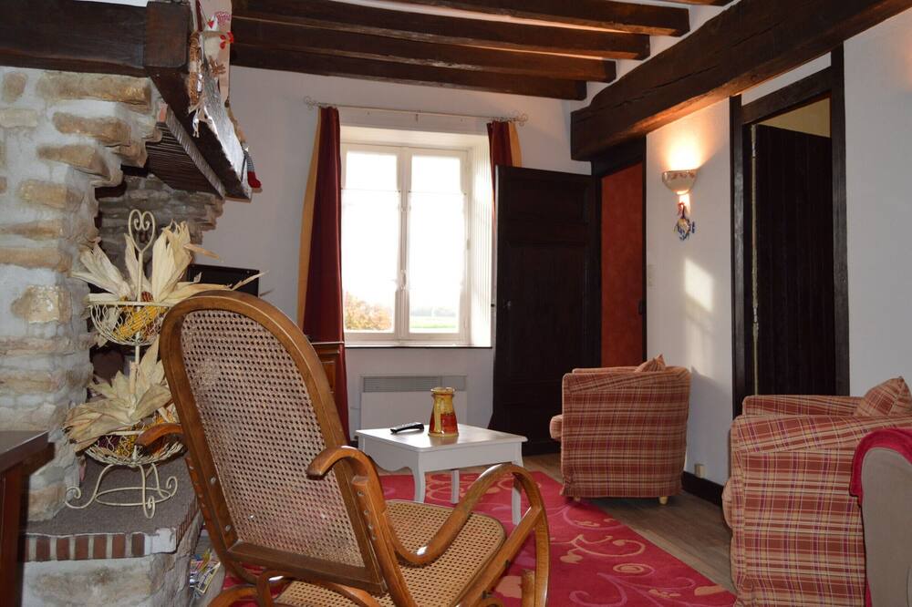 Photo of Livingroom in Semblecay