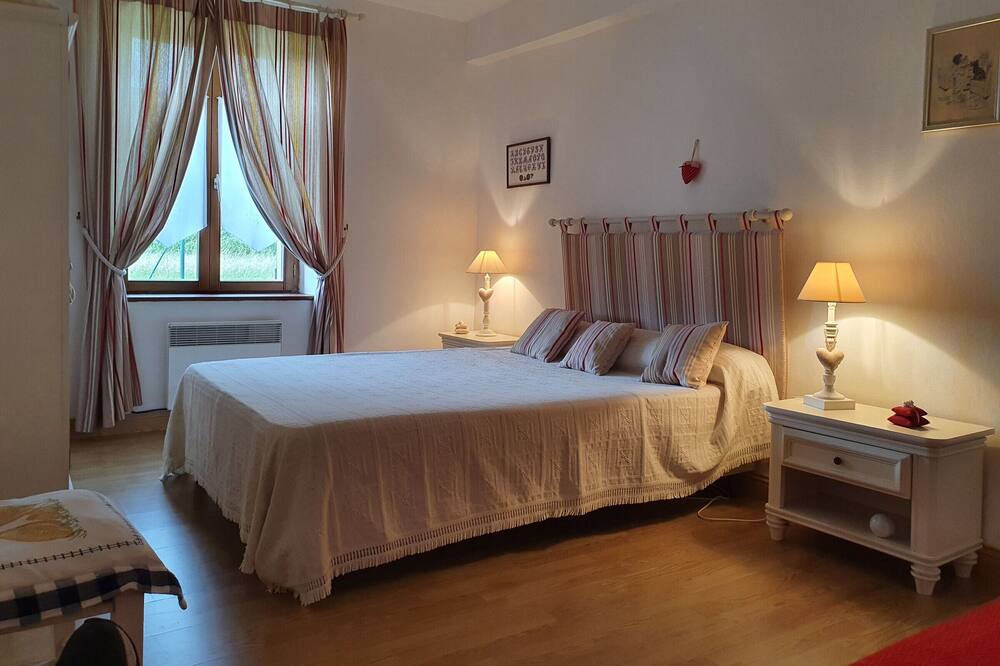 Photo of Bedroom in Semblecay