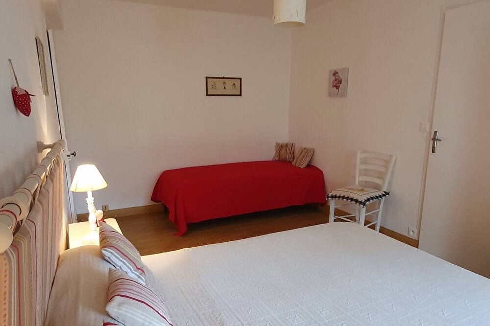 Photo of Bedroom in Semblecay