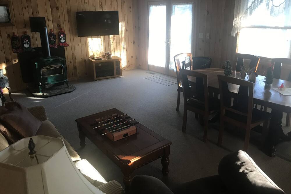 Photo of Livingroom in McMillan