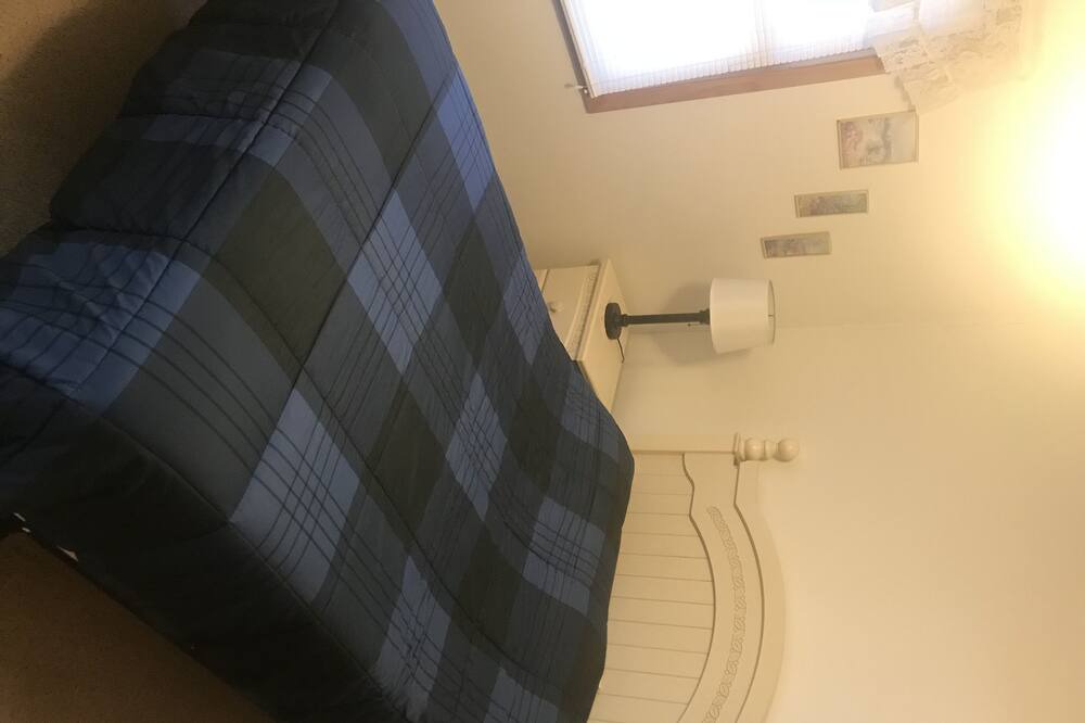 Photo of Bedroom in McMillan