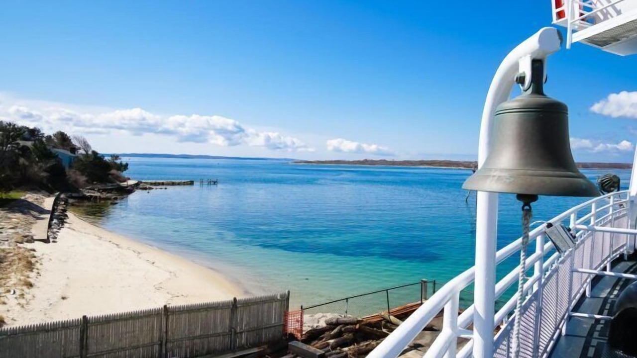 Photo of Others in Vineyard Haven