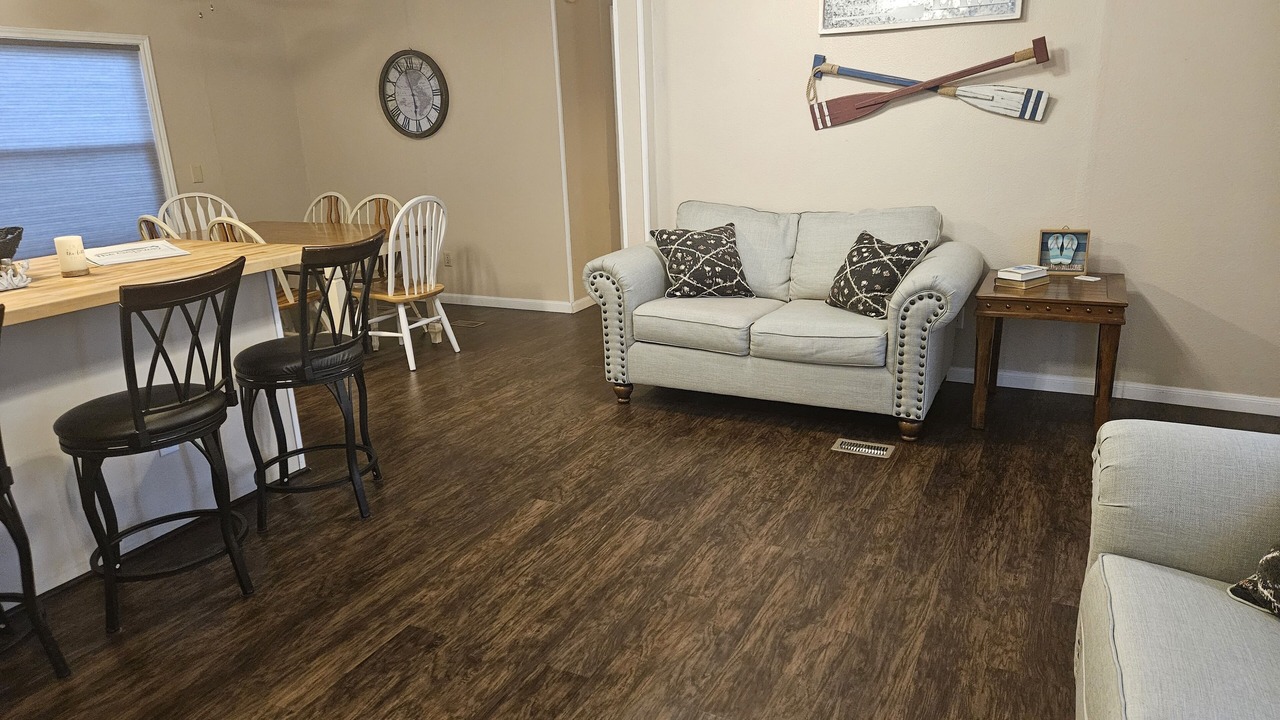 Photo of Livingroom in Chico