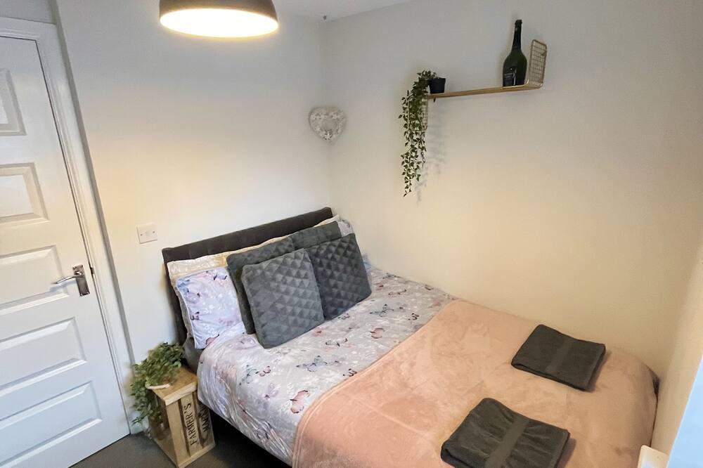 Photo of Bedroom in Church Gresley