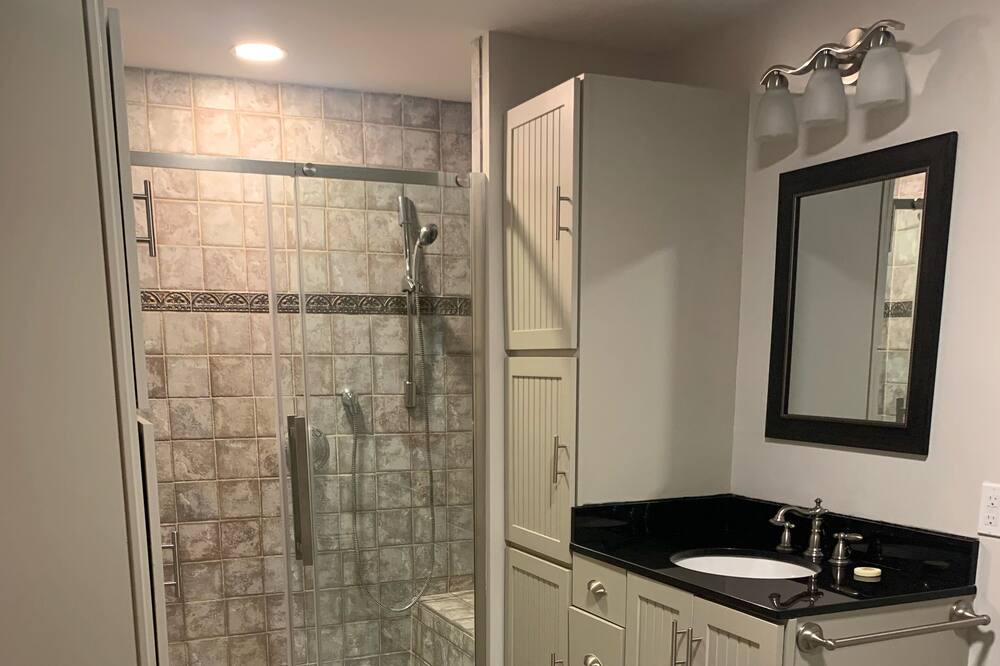 Photo of Bathroom in Little Valley