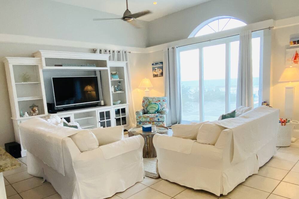 Photo of Livingroom in Melbourne Beach