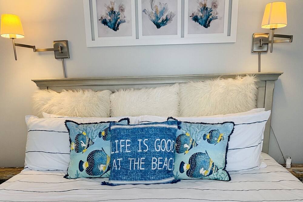 Photo of Bedroom in Melbourne Beach