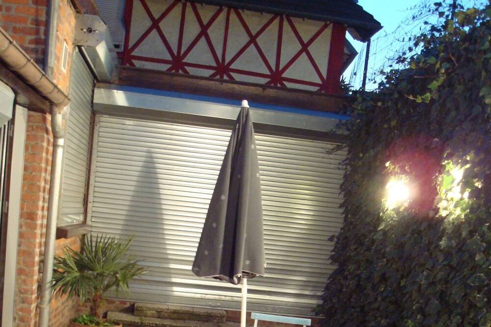 Photo of Patio Balcony in Faubourg de Bethune