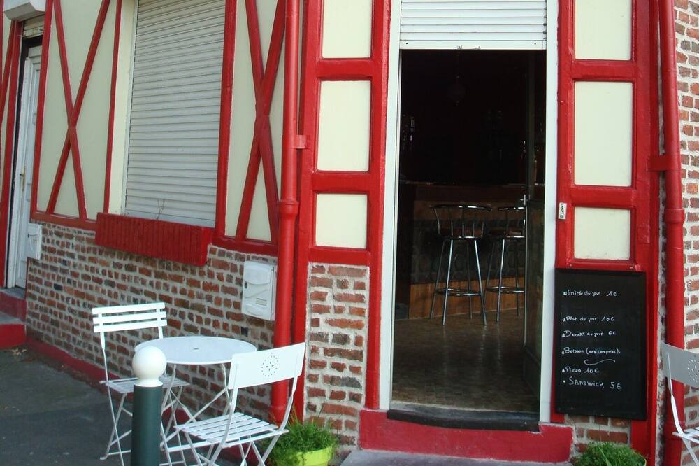 Photo of Outdoor in Faubourg de Bethune