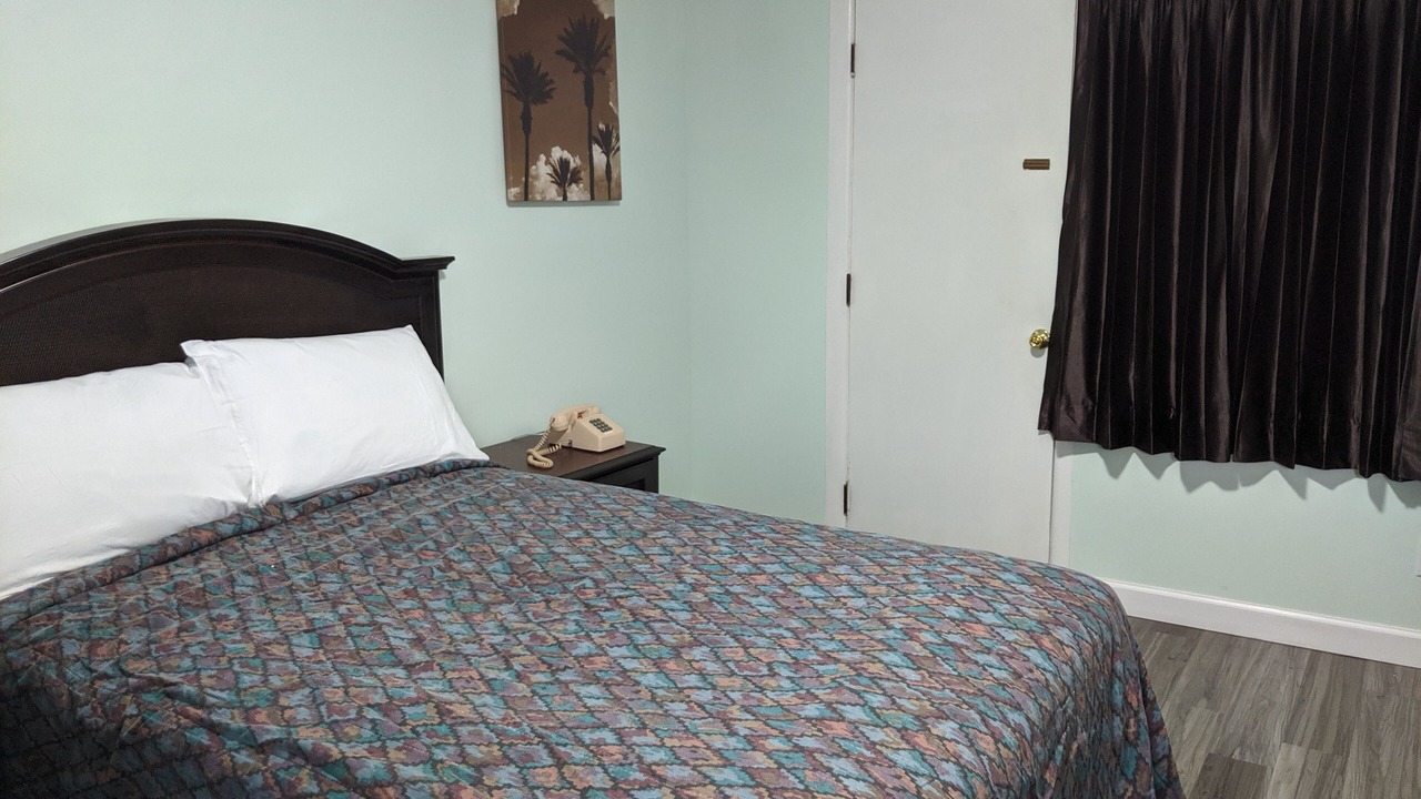 Photo of Bedroom in Bordentown