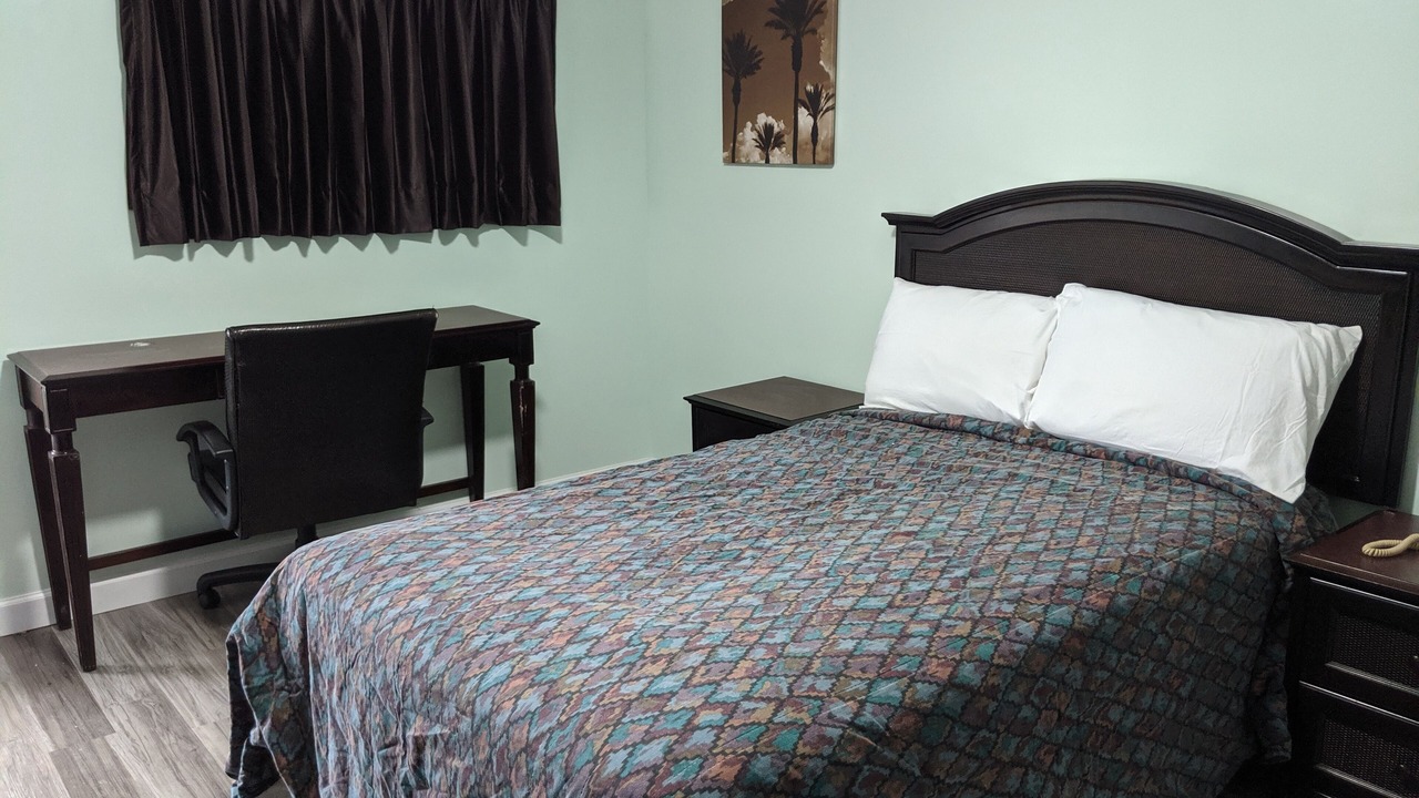 Photo of Bedroom in Bordentown