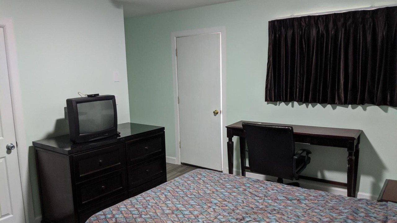 Photo of Bedroom in Bordentown
