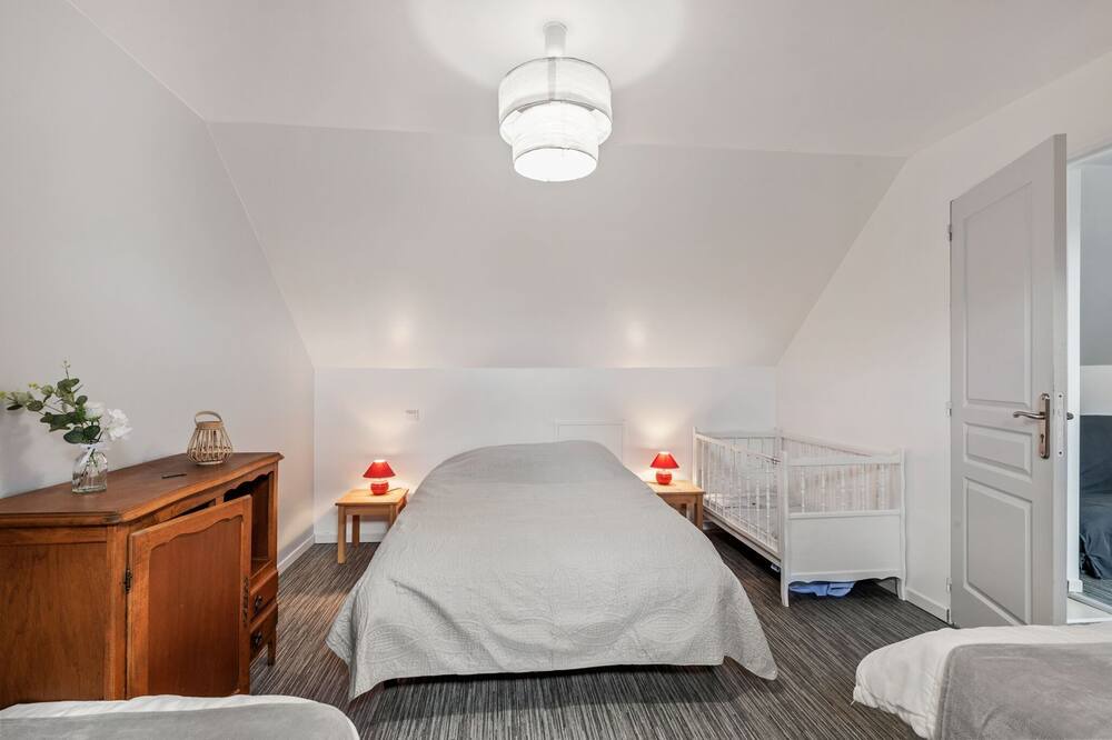 Photo of Others in Port-en-Bessin-Huppain