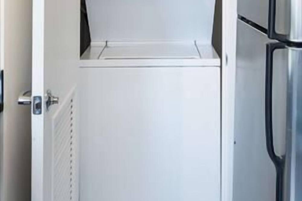 Photo of Others in Central-Maverick Square - Paris Street