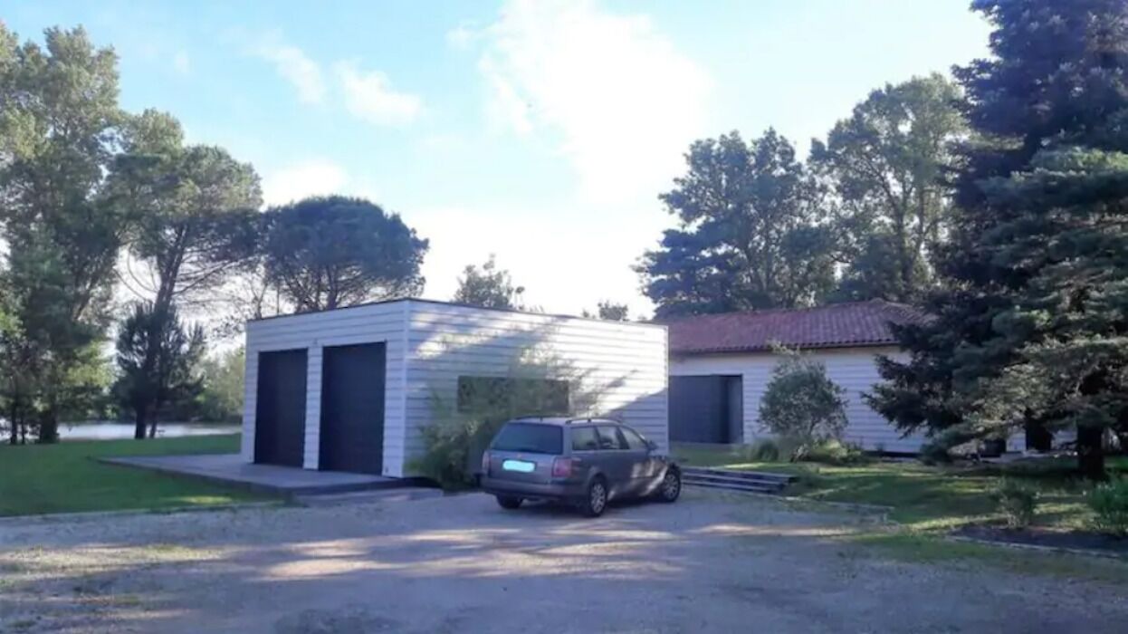 Photo of Outdoor in Lespinasse