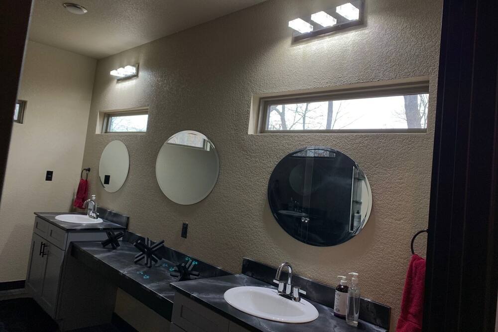 Photo of Bathroom in Fayetteville