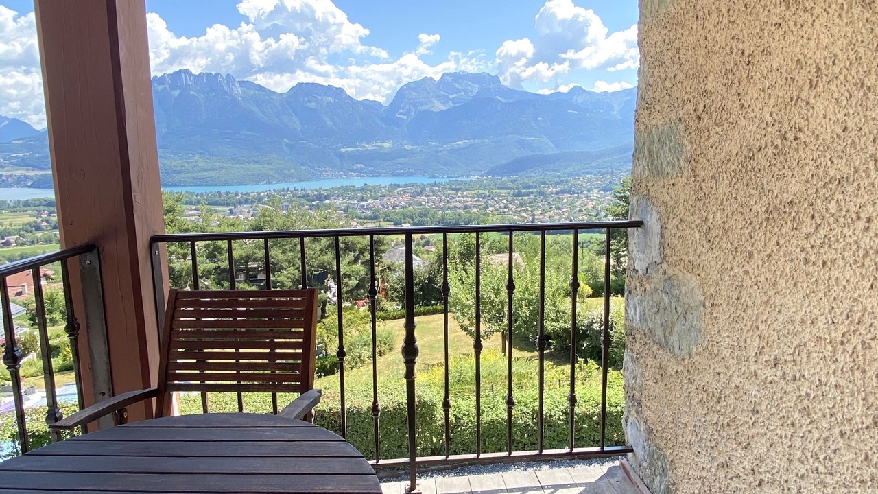 Photo of Patio Balcony in Saint-Jorioz